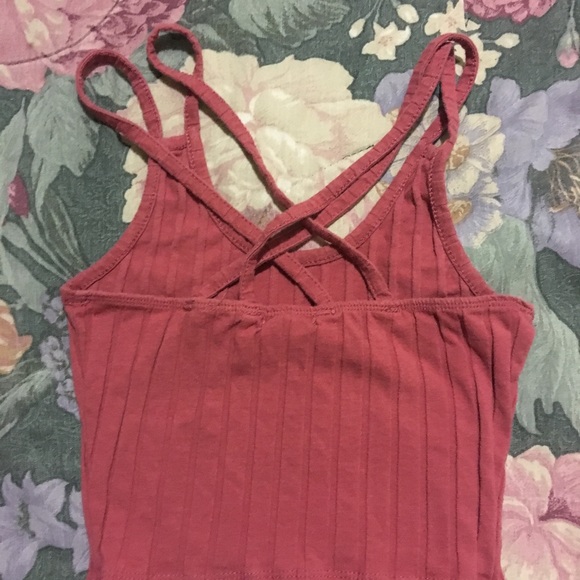 Tight crop 💕 n o t brandy - Picture 2 of 3